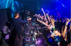 �ٴ�DJ�˱��ֳ� YYֱ�����조��ɫ����ʥ��