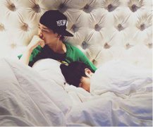 ������������һ���ˣ�YYֱ�����ظ�̳���CP����